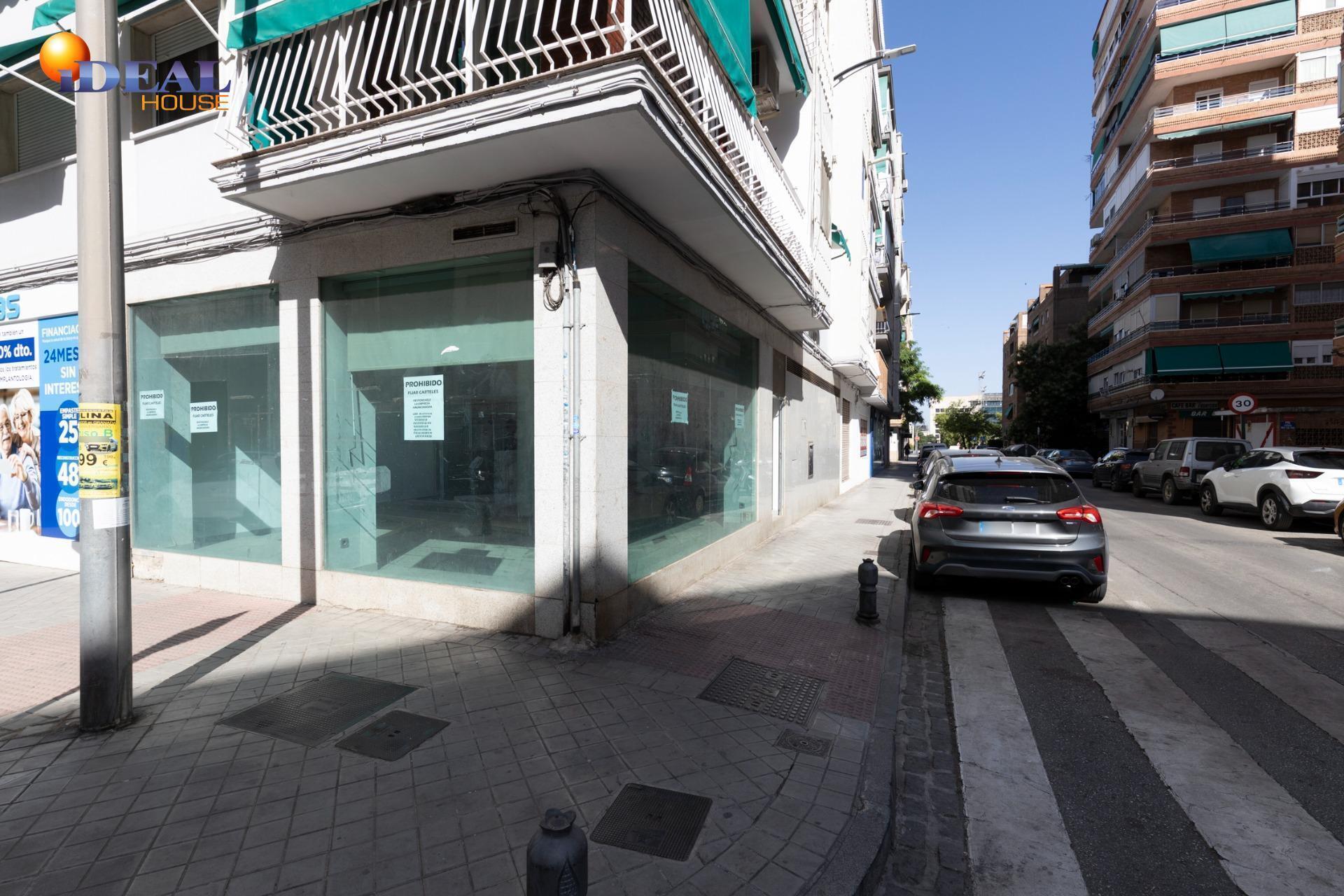 Local en Granada en venta Foto del edificio- Imagen 1 de 26