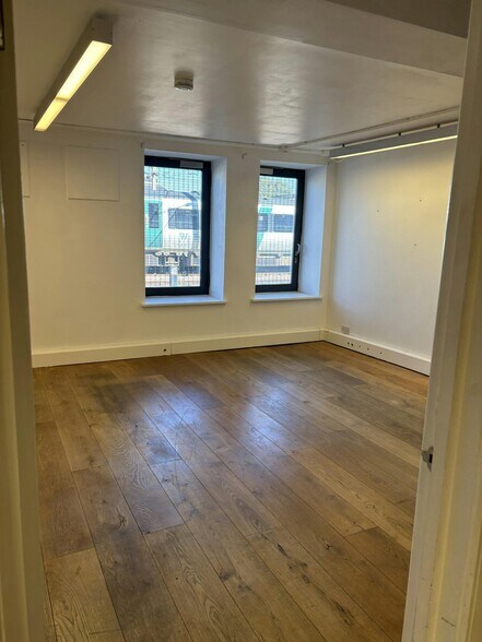 122A Gloucester Ave, London en venta - Foto del interior - Imagen 3 de 6