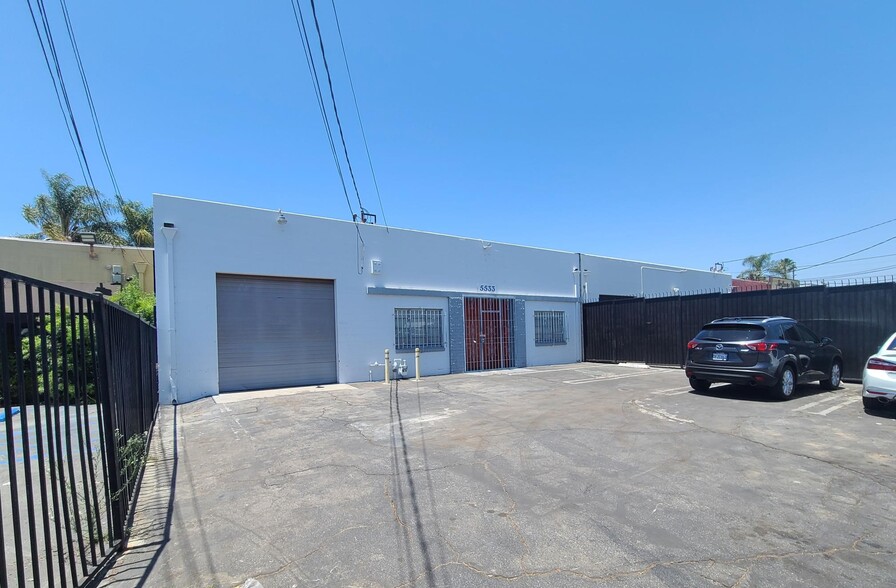 5533 Satsuma Ave, North Hollywood, CA en venta - Foto del edificio - Imagen 1 de 7