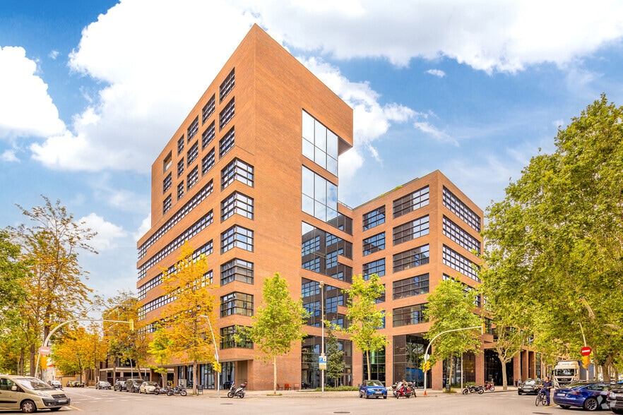 Carrer de Llull, 112, Barcelona, Barcelona en alquiler - Foto del edificio - Imagen 1 de 4