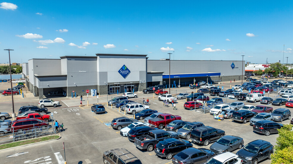 Sam's Club, Dallas, TX en venta - Foto del edificio - Imagen 1 de 6