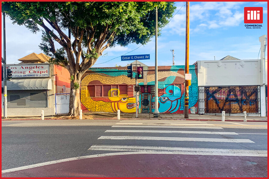 2513 Cesar E Chavez, Los Angeles, CA en alquiler - Foto del edificio - Imagen 1 de 8