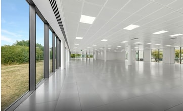 2 Brooklands Rd, Weybridge en alquiler Foto del interior- Imagen 2 de 2