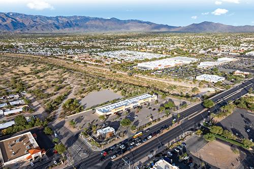 7507-7575 E Broadway Blvd, Tucson, AZ en venta - Foto del edificio - Imagen 1 de 6