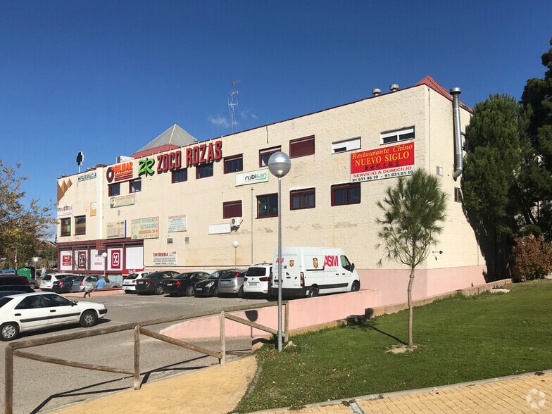 Avenida de Atenas, 75, Las Rozas de Madrid, Madrid en venta - Foto del edificio - Imagen 2 de 5
