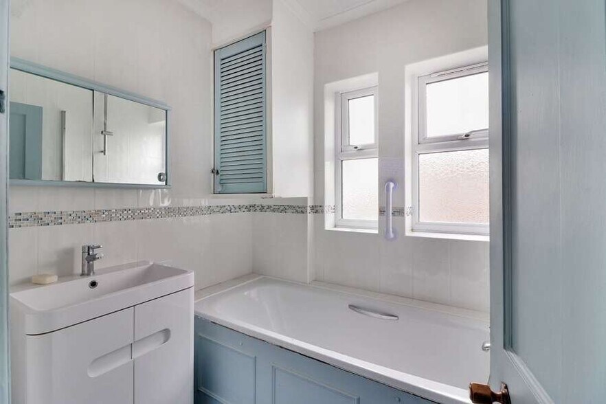 138-148 High St, Sevenoaks en venta - Foto del edificio - Imagen 1 de 10