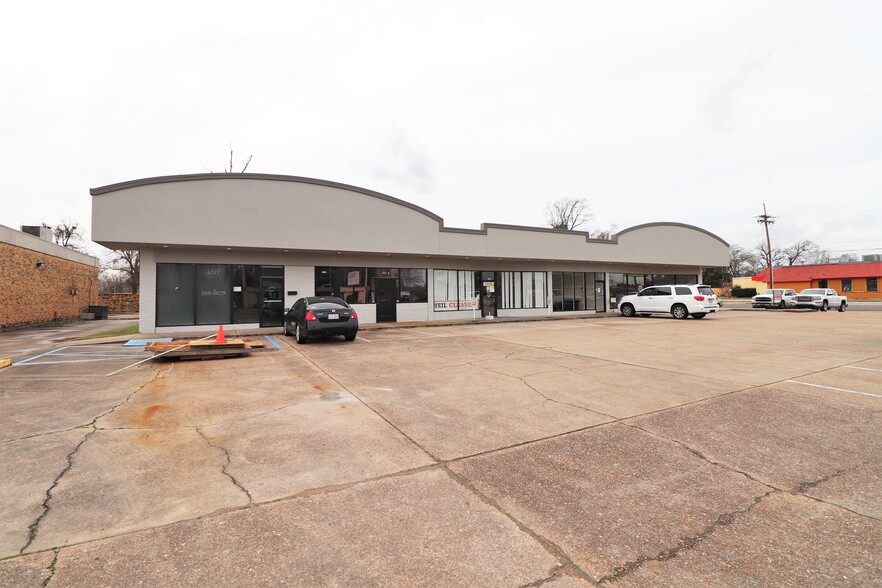 1217 N 18th St, Monroe, LA en alquiler - Foto del edificio - Imagen 1 de 2