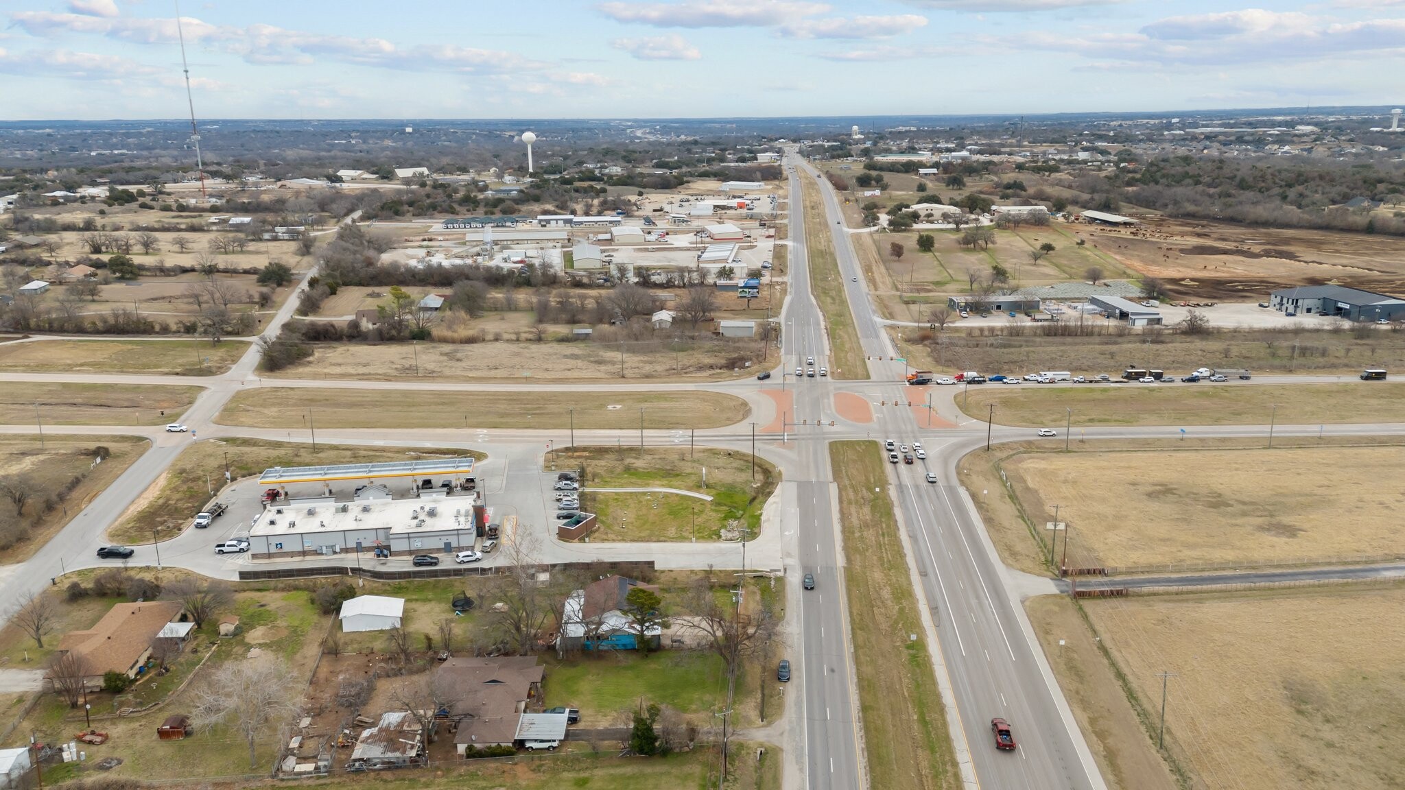 2090 Mineral Wells Hwy, Weatherford, TX en venta Foto principal- Imagen 1 de 6