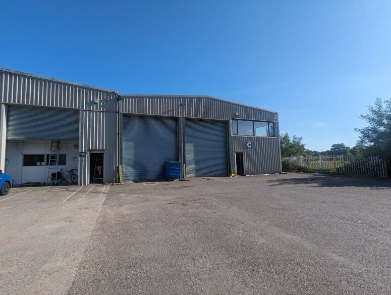 London Rd, Send en alquiler - Foto del edificio - Imagen 1 de 4