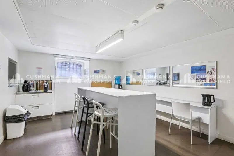 48 Rue La Pérouse, Paris en alquiler Foto del interior- Imagen 1 de 2