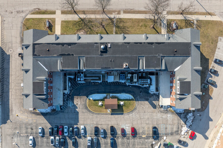 8902 Otis Ave, Indianapolis, IN en alquiler - Vista aérea - Imagen 3 de 19