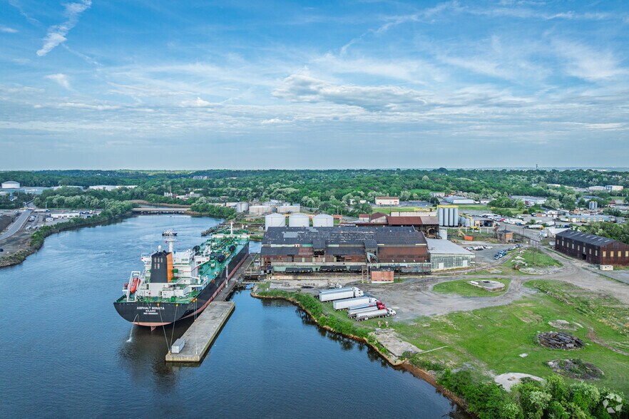 5501 Pennington Ave, Baltimore, MD en venta - Foto del edificio - Imagen 1 de 21