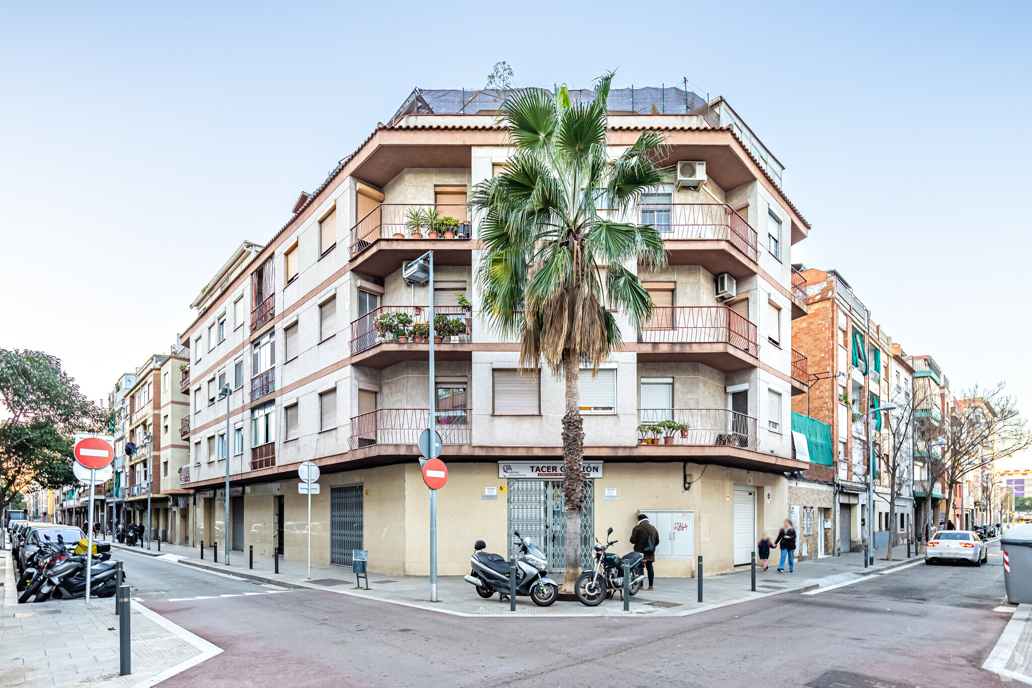 Carrer de Sant Joaquim, Santa Coloma De Gramenet, Barcelona en venta Foto principal- Imagen 1 de 4