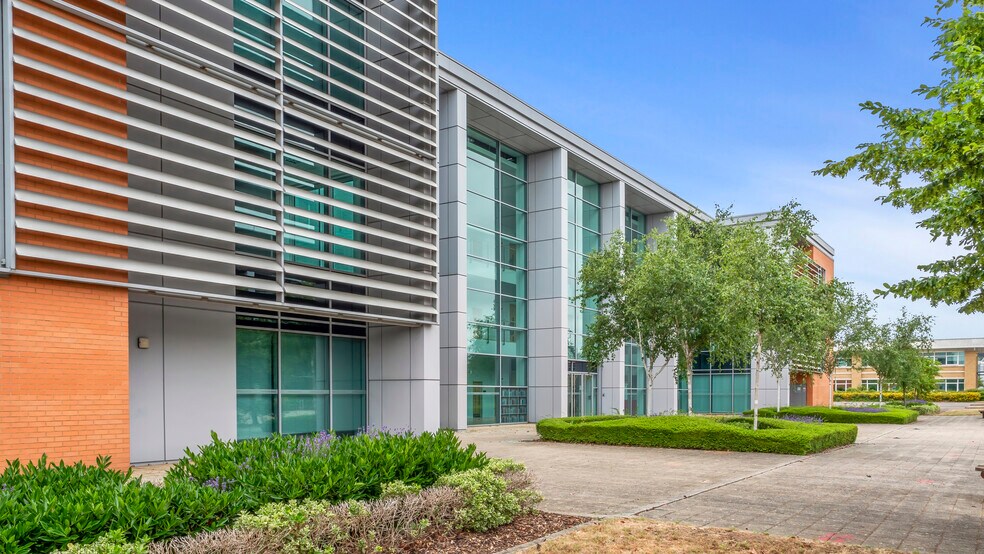 Cowley Rd, Cambridge en alquiler - Foto del edificio - Imagen 2 de 5