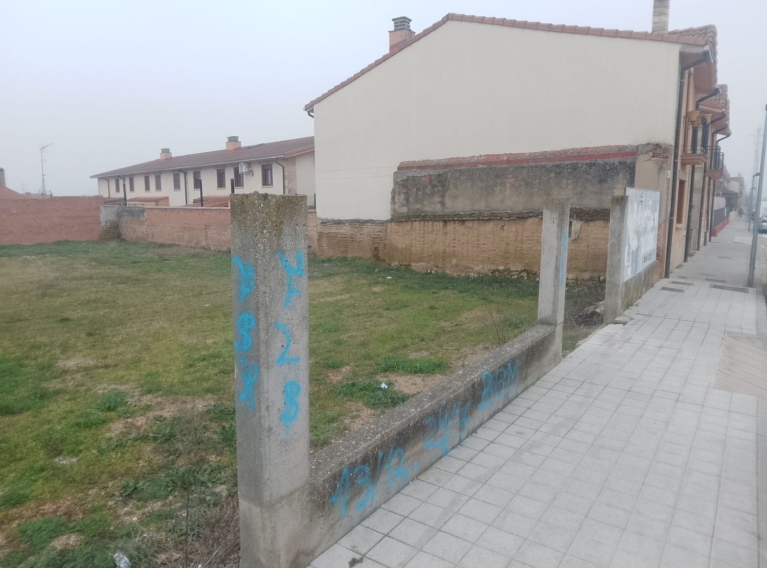 Terreno en Villamuriel de Cerrato en venta Foto del edificio- Imagen 1 de 9