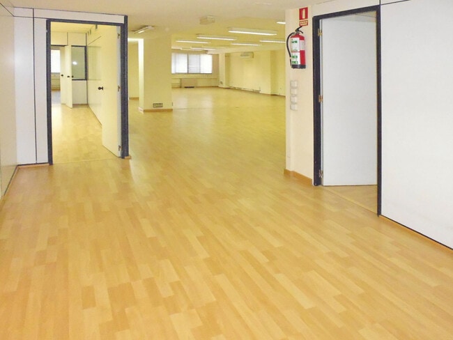 Más detalles de Oficina en alquiler