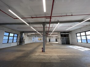 1360 Garrison Ave, Bronx, NY en alquiler Foto del interior- Imagen 2 de 13