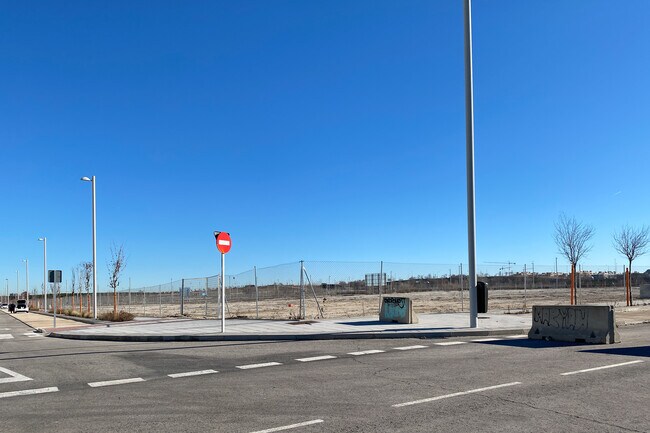 Más detalles de Calle Batalla de las Termópilas, 9, Madrid - Terreno en venta