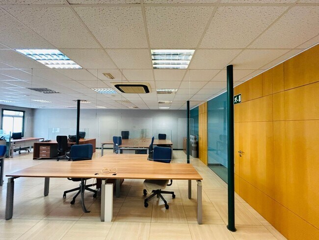 Más detalles de Oficina en alquiler