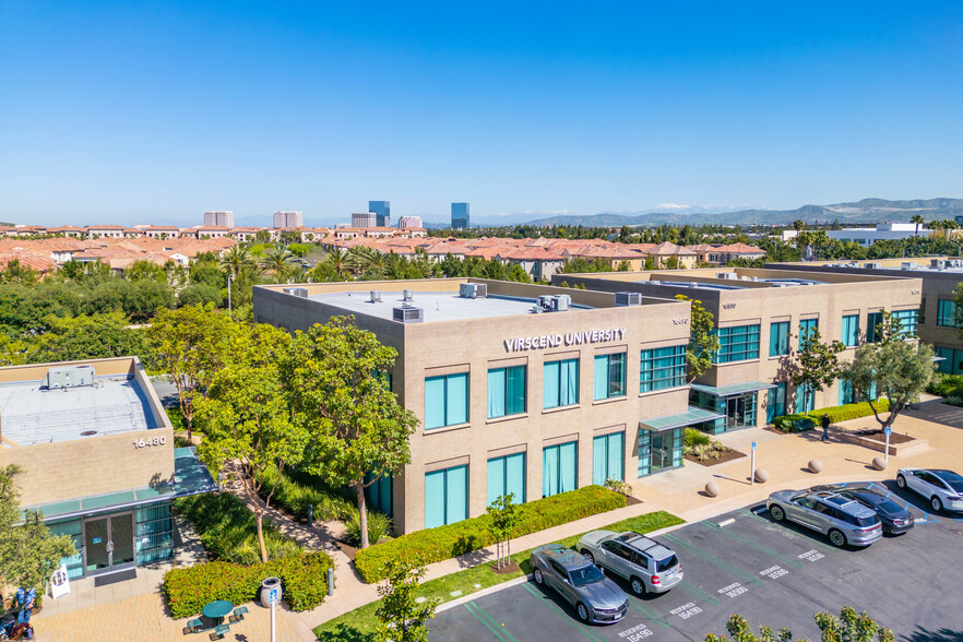 16490 Bake Pky, Irvine, CA en venta - Foto del edificio - Imagen 2 de 15