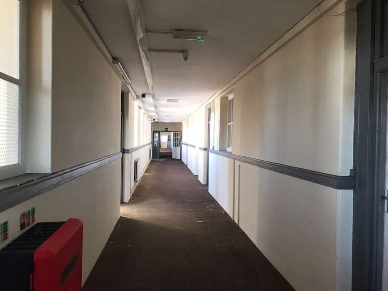 15 Brynallt Ter, Llanelli en venta - Foto del edificio - Imagen 3 de 9