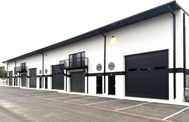 Más detalles de 15415 Fitzhugh Rd, Dripping Springs, TX - Oficina, flex en alquiler