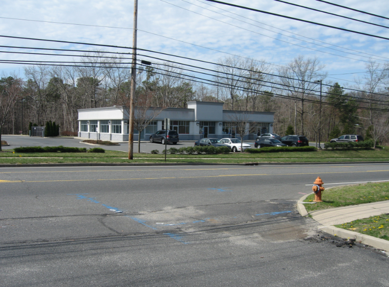 4070 Asbury Ave, Tinton Falls, NJ en alquiler - Foto del edificio - Imagen 1 de 2