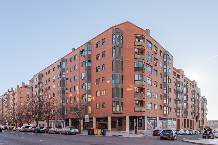 Calle Aquitania, 42, Madrid, Madrid en venta - Foto principal - Imagen 1 de 1