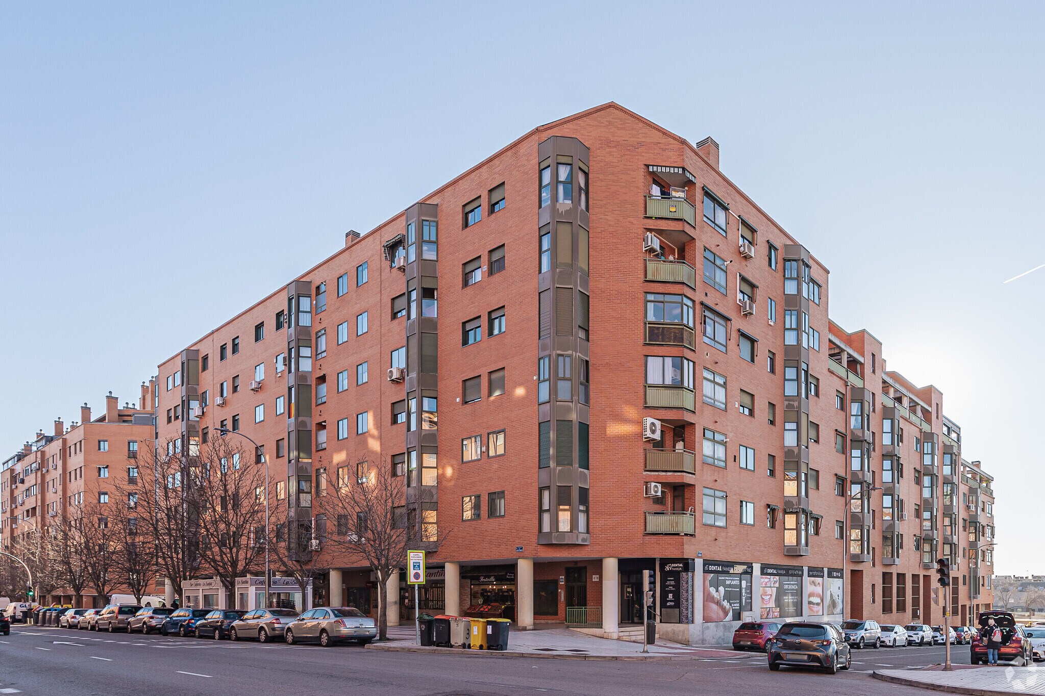 Calle Aquitania, 42, Madrid, Madrid en venta Foto principal- Imagen 1 de 1