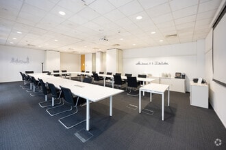 2 Arlington Sq, Bracknell en alquiler Foto del interior- Imagen 2 de 6