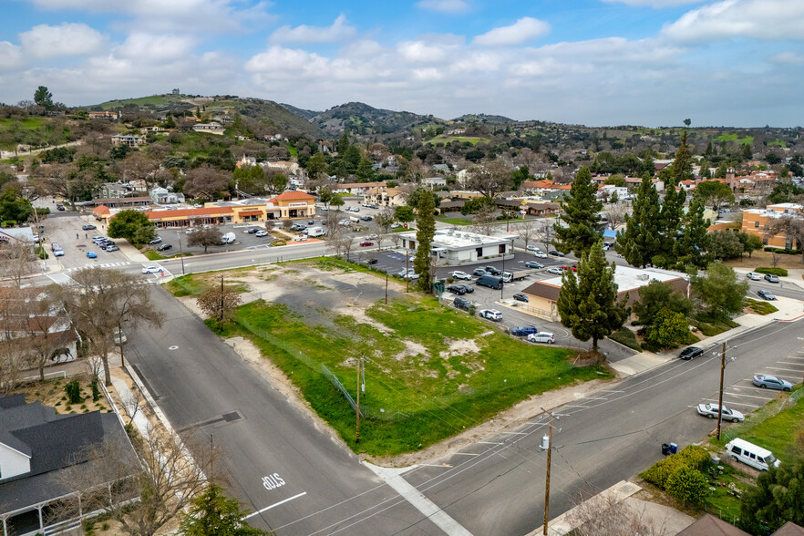 828 Spring St, Paso Robles, CA en venta - Foto del edificio - Imagen 3 de 4