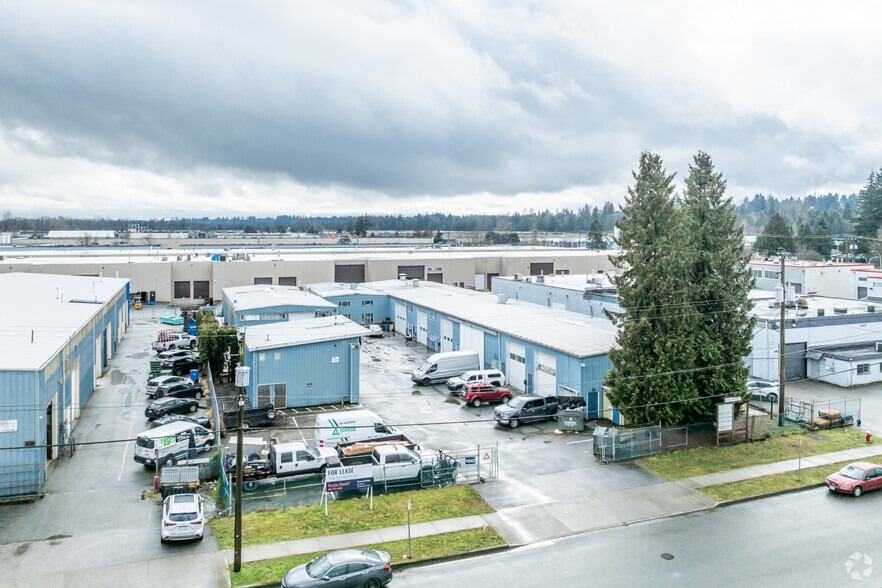 1642 Langan Ave, Port Coquitlam, BC en alquiler - Foto del edificio - Imagen 2 de 2