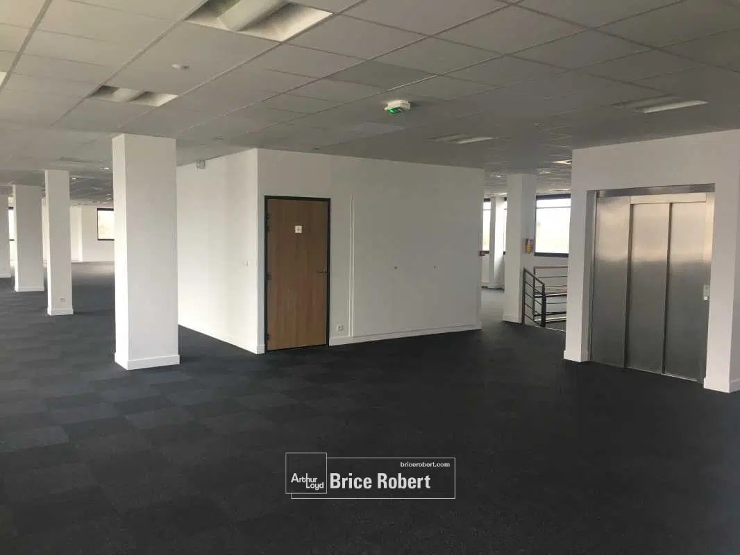 Oficina en Saint-Priest en alquiler Foto del interior- Imagen 1 de 8