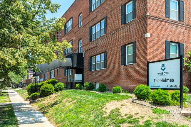 Más detalles de 3457 Holmes St, Kansas City, MO - Edificio residencial​ en venta