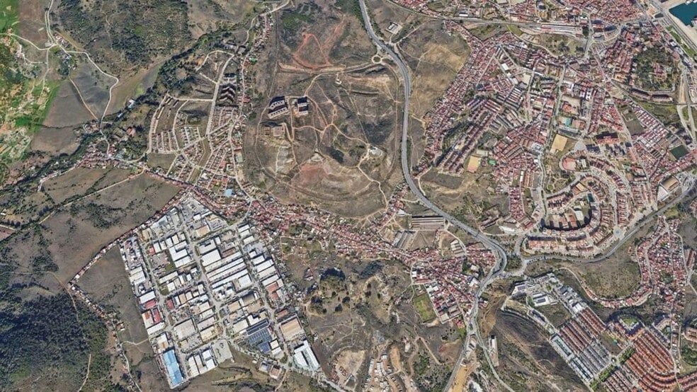 Terreno en Algeciras, Cádiz en venta - Vista aérea - Imagen 2 de 5