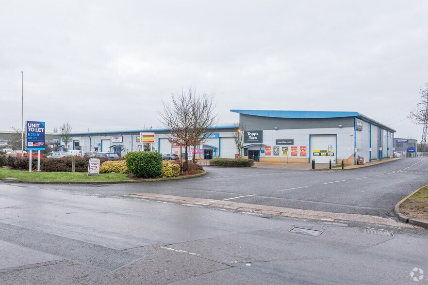 St Peters Rd, Huntingdon en alquiler - Foto del edificio - Imagen 3 de 5