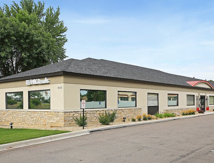 650 Dodge Ave NW, Elk River, MN en alquiler - Foto principal - Imagen 1 de 8