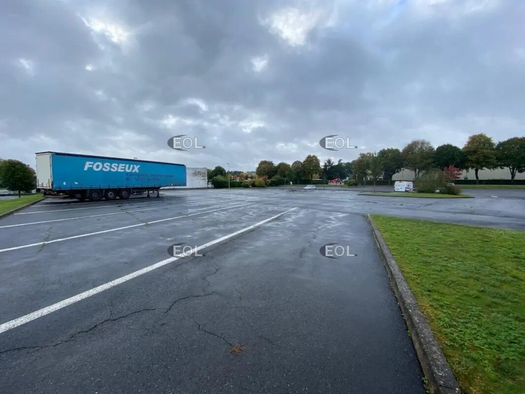 Terreno en Savigny-le-Temple en alquiler Foto del edificio- Imagen 1 de 6