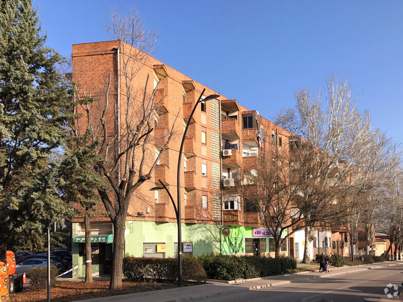 Avenida Abogados de Atocha, 1, San Martín de la Vega, Madrid en venta - Foto del edificio - Imagen 2 de 2