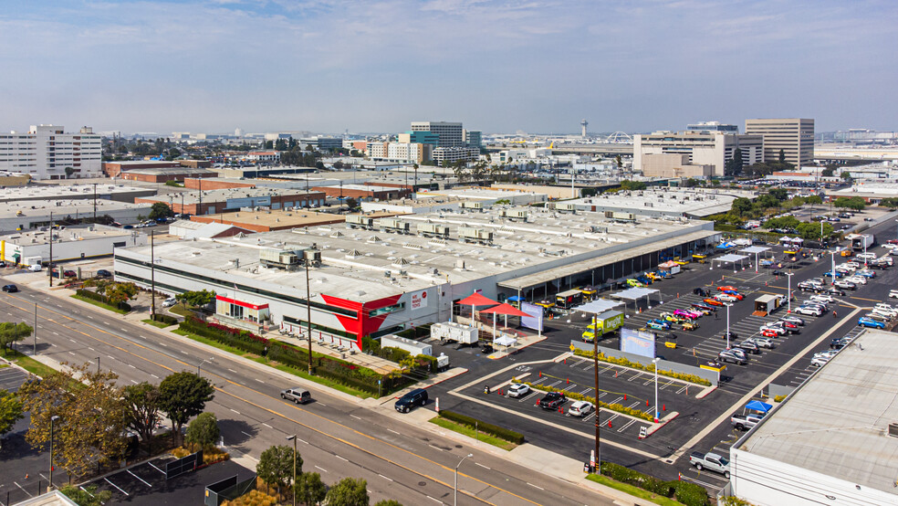 2031 E Mariposa Ave, El Segundo, CA en alquiler - Foto del edificio - Imagen 2 de 7