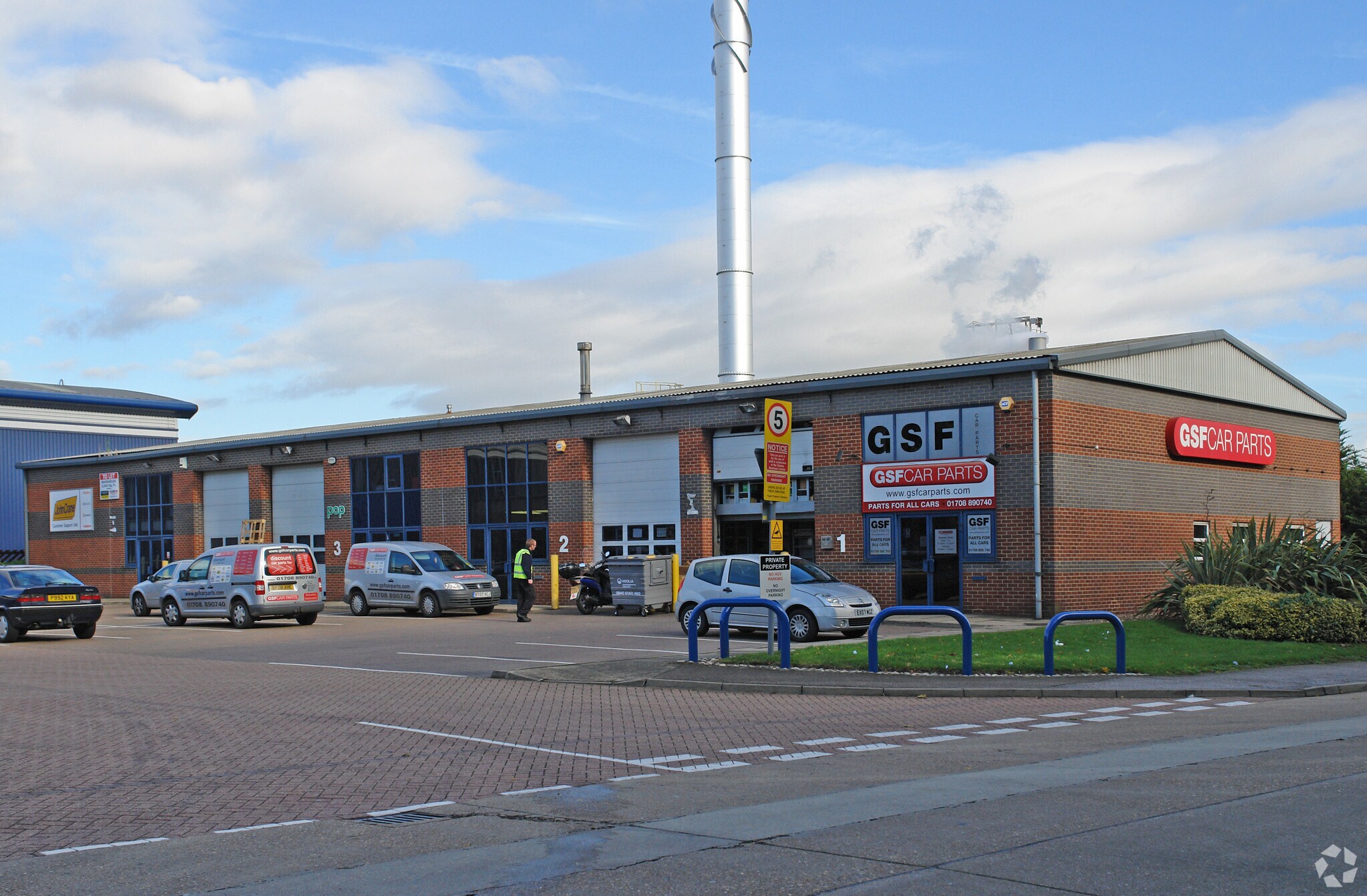 4 Eastern Av, Grays en alquiler Foto principal- Imagen 1 de 3