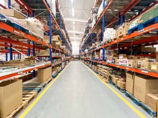 Nave en Paracuellos de Jarama, Madrid en venta Foto principal- Imagen 1 de 29