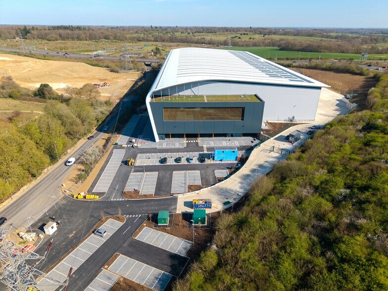 Newlands Rd, Slip End en alquiler - Foto del edificio - Imagen 3 de 18