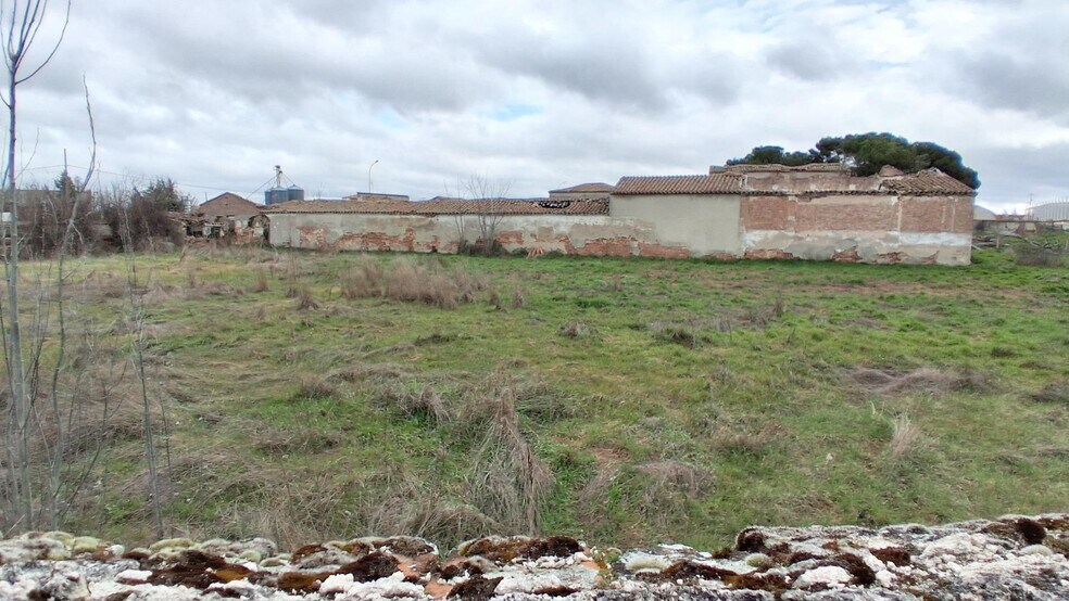 Terreno en Peñaranda de Bracamonte en venta - Foto del edificio - Imagen 2 de 31