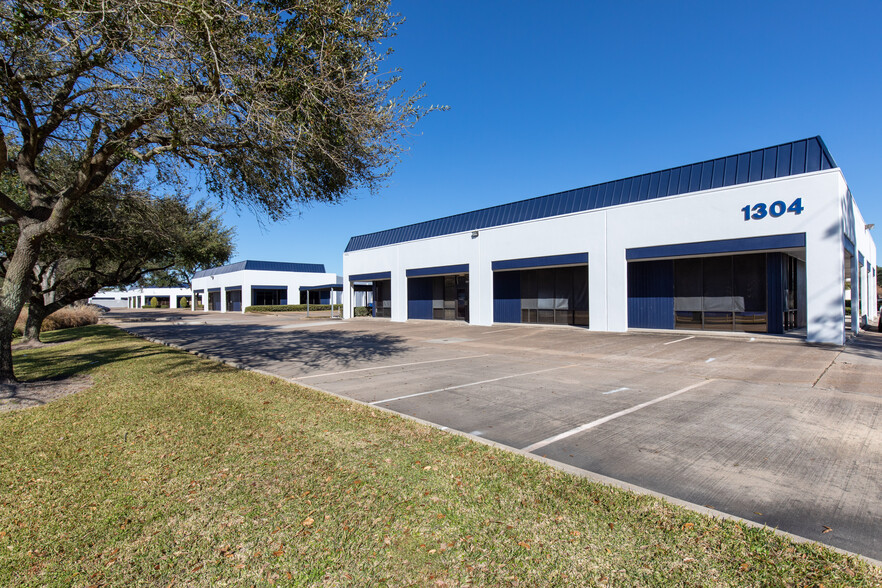 1304 Langham Creek Dr, Houston, TX en alquiler - Foto del edificio - Imagen 3 de 5