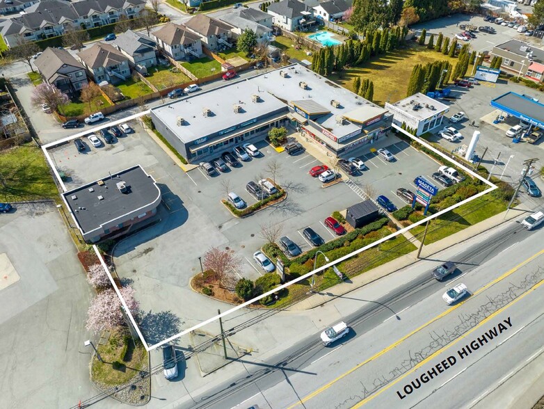 20528 Lougheed Hwy, Maple Ridge, BC en venta - Foto del edificio - Imagen 1 de 4