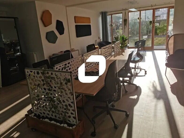 24-26 Avenue Vladimir Ilitch Lenine, Arcueil en alquiler - Foto del edificio - Imagen 3 de 19