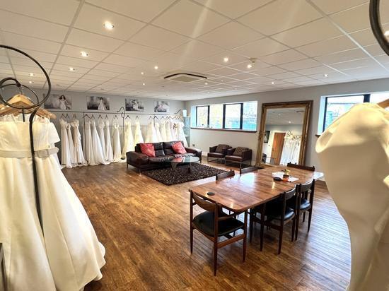 Riverwalk Rd, Enfield, LND EN3 7UB - Unidad 18 -  - Foto del interior - Image 2 of 5