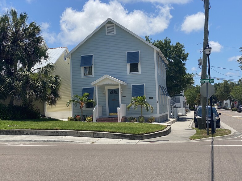 1202 Nebraska Ave, Palm Harbor, FL en venta - Foto del edificio - Imagen 1 de 15