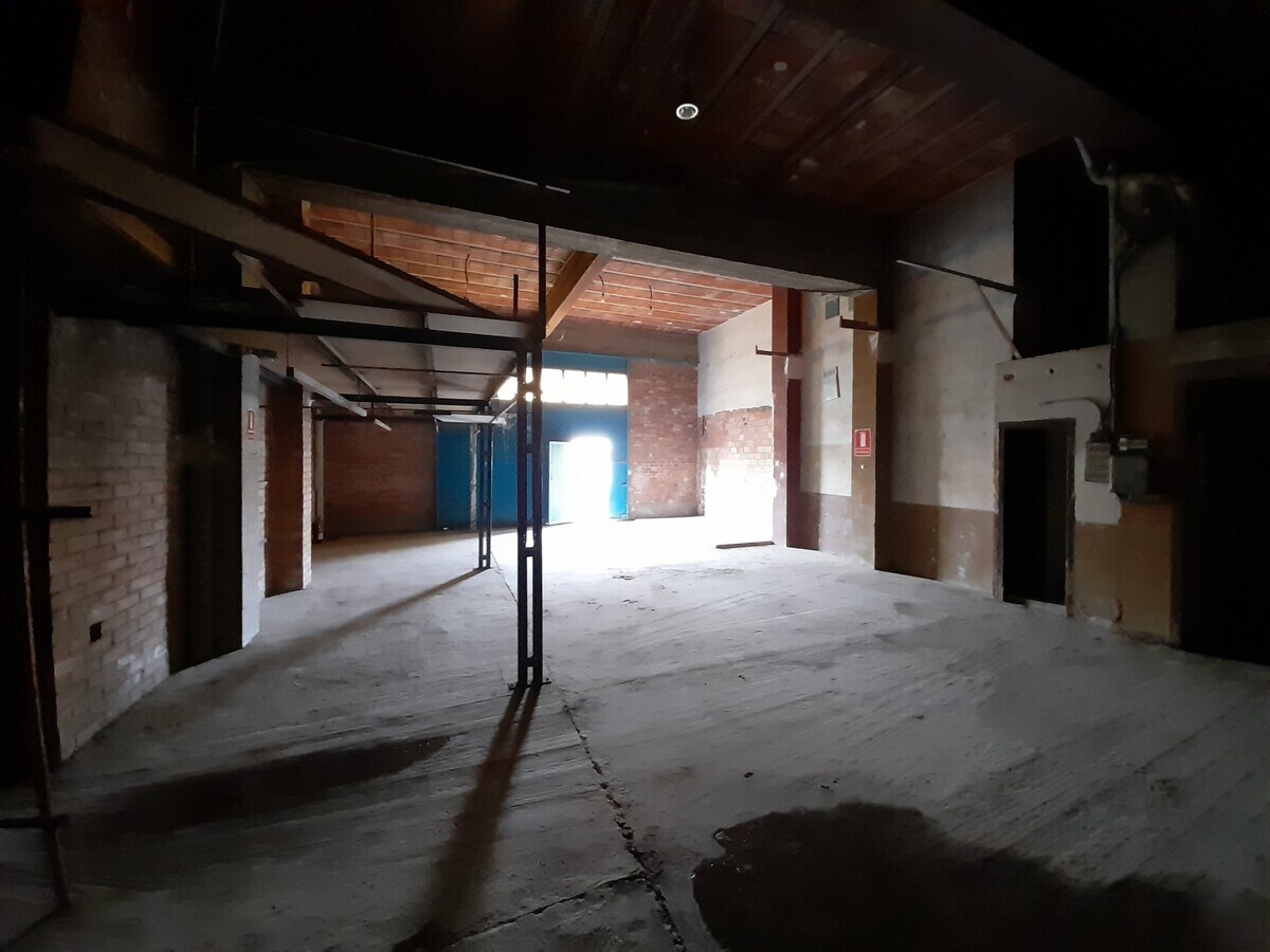 Carrer Almirall Folch, 19, Lleida, LER 25005 - Unidad 2 -  - Foto del interior - Image 1 of 10